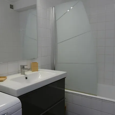 Confortable Aux 2 Alpes, 47m², 6 Pers., Proche Pistes Et Commerces - Fr-1-546-55 * Les Deux Alpes